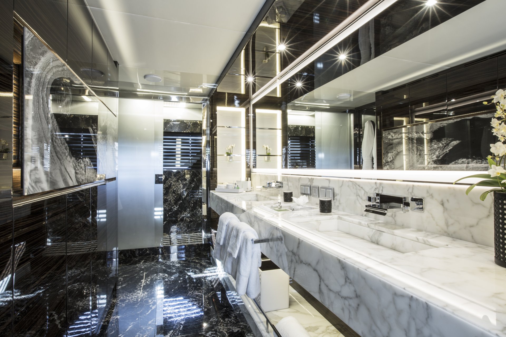 yacht entourage interior 5