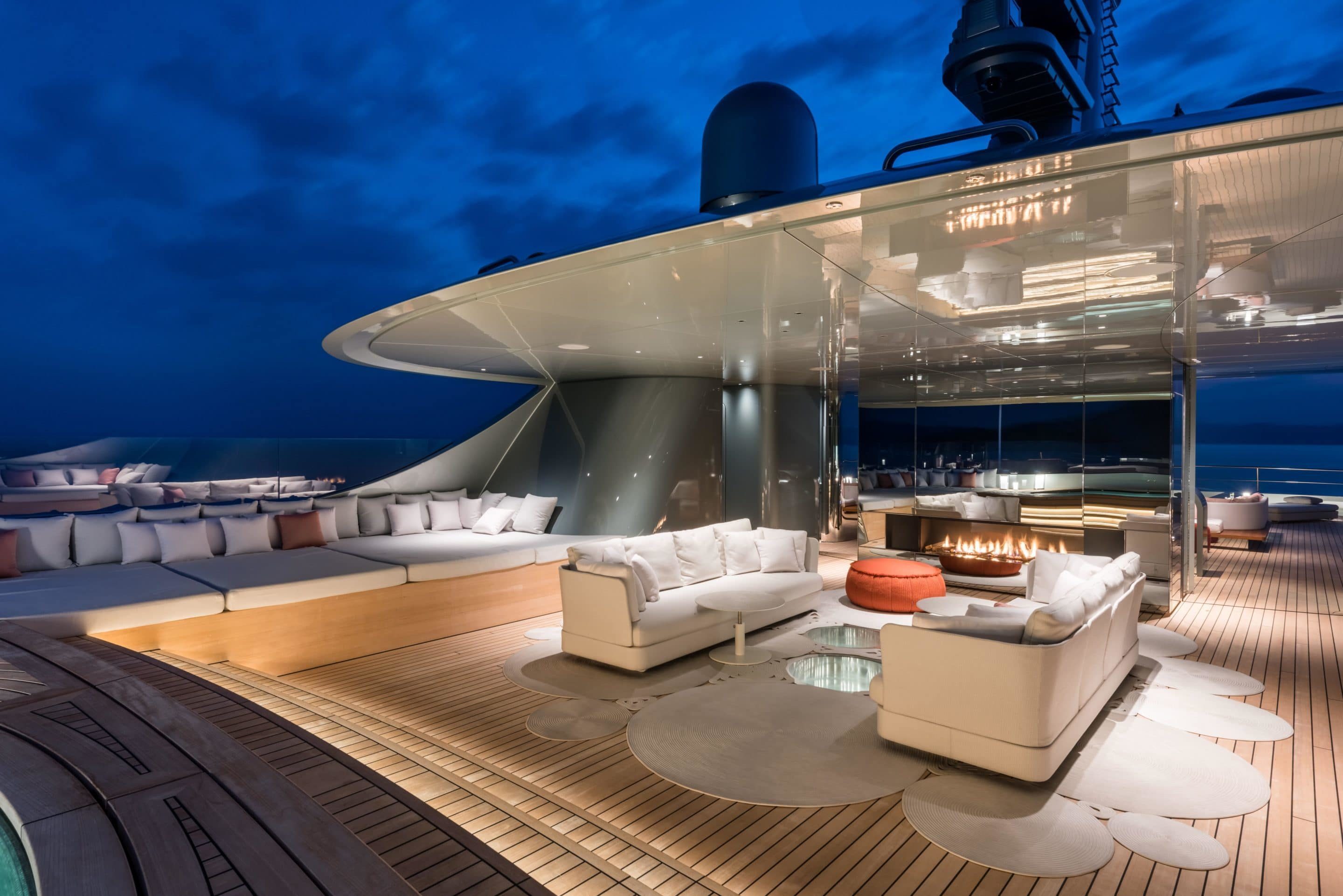 yacht savannah exterior 11